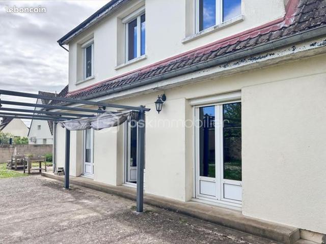 Maison 7 pièces 145 m²