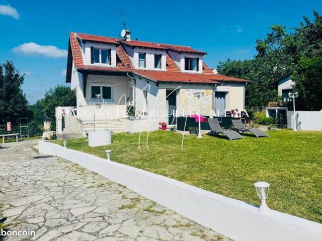 Maison 7 pièces 145 m²