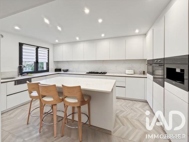 Maison 7 pièces 145 m²
