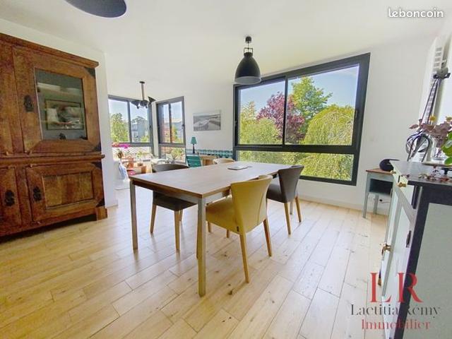 Maison 7 pièces 145 m²