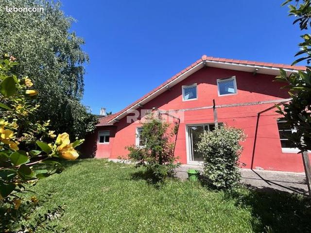 Maison 7 pièces 145 m²