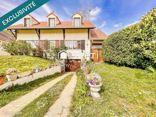 Maison 7 pièces 145 m²