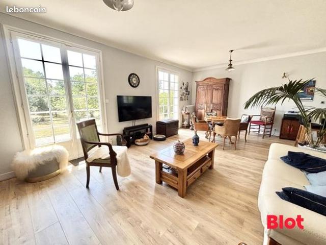 Maison 7 pièces 145 m²