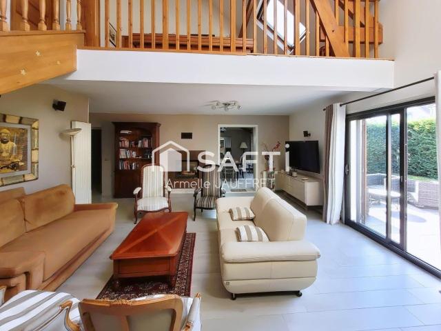 Maison 7 pièces 145 m²
