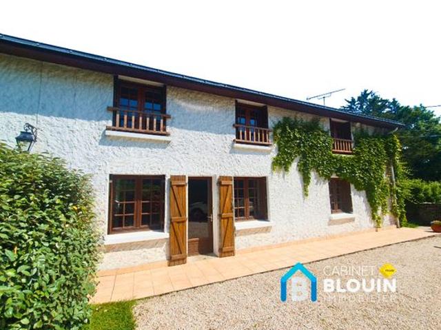 Maison 7 pièces 145 m²