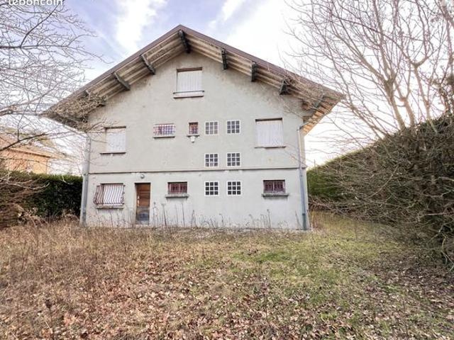 Maison 7 pièces 145 m²