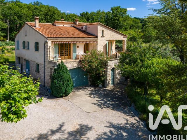 Maison 7 pièces 145 m²