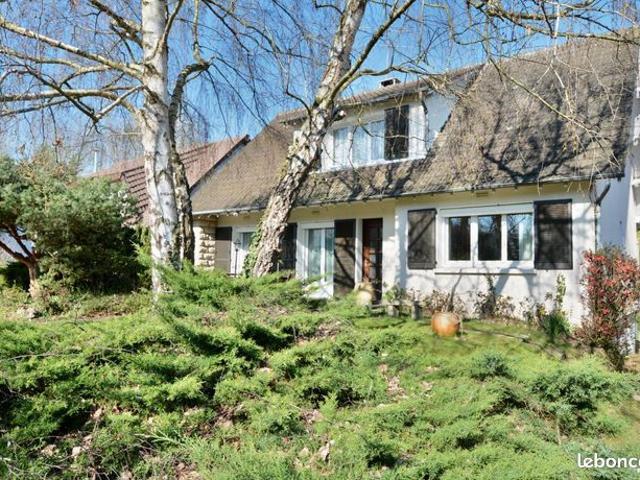 Maison 7 pièces 146 m²