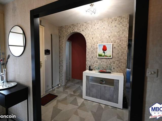 Maison 7 pièces 146 m²