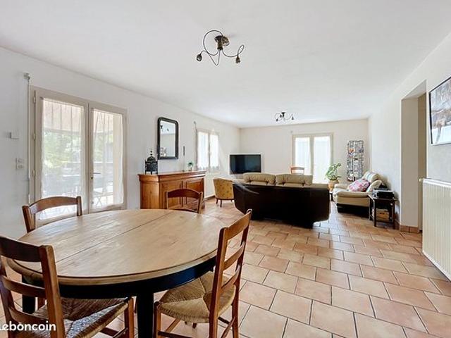 Maison 7 pièces 146 m²