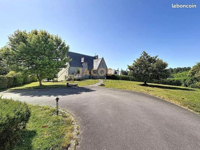 Maison 7 pièces 146 m²