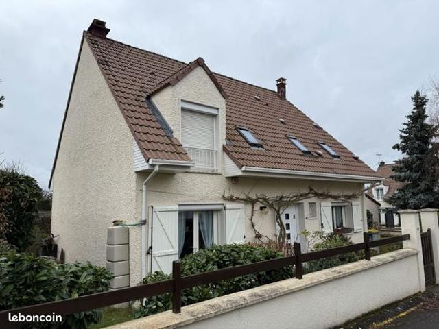 Propriété 7 pièces 146 m²