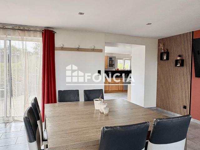 Maison 7 pièces 146 m²