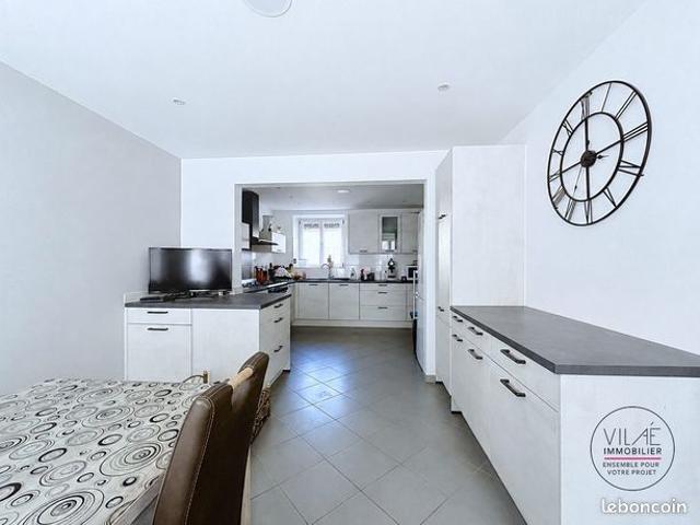 Maison 7 pièces 146 m²