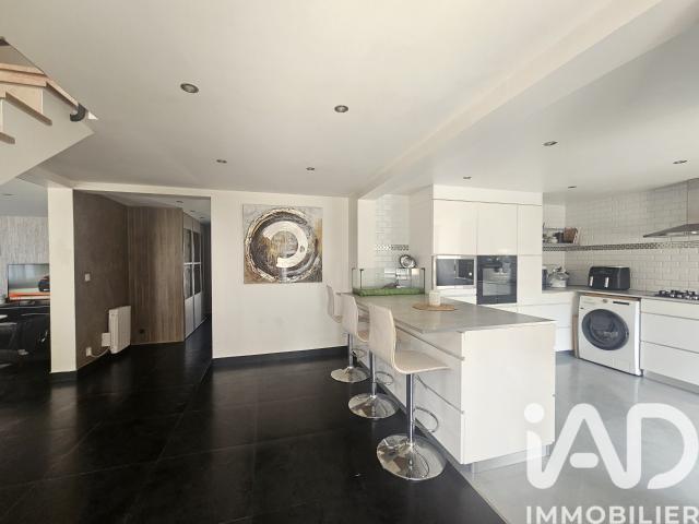 Maison 7 pièces 146 m²