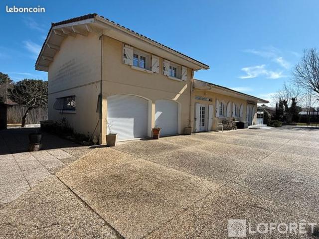 Maison 7 pièces 146 m²