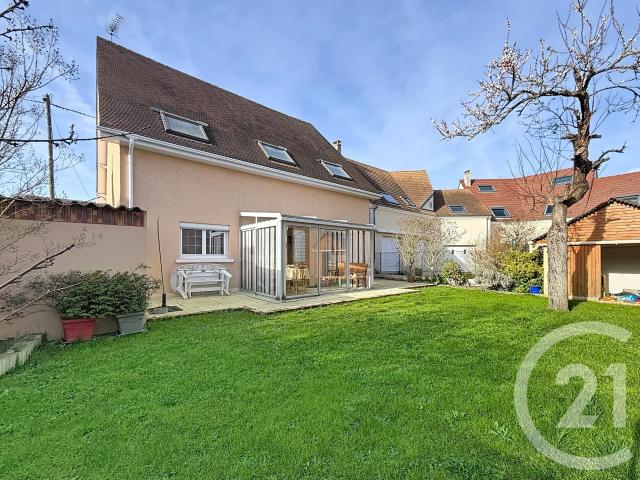 Maison 7 pièces 146 m²