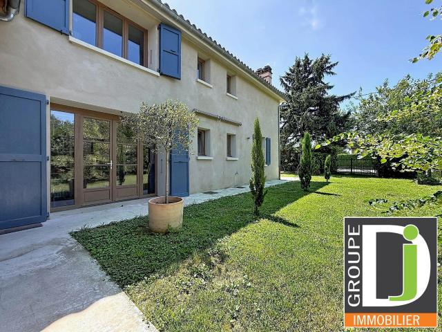 Maison 7 pièces 146 m²