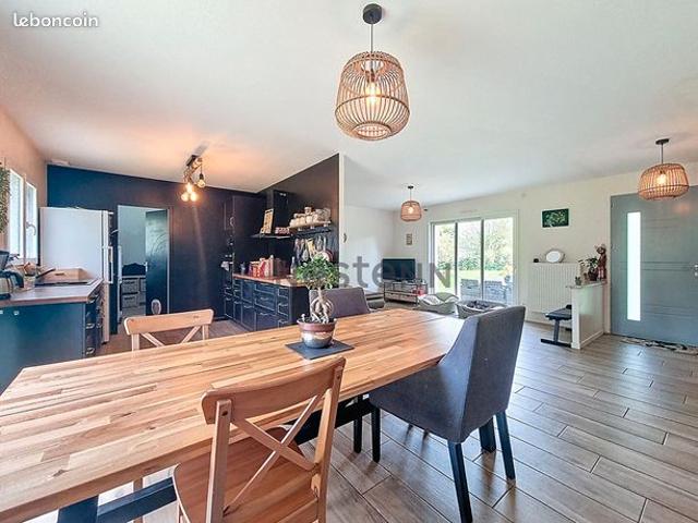 Maison 7 pièces 146 m²
