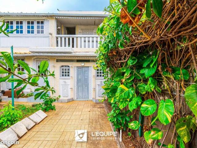 Maison 7 pièces 146 m²