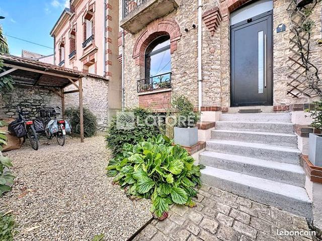 Maison 7 pièces 146 m²