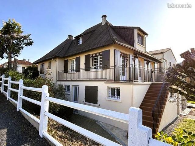 Maison 7 pièces 146 m²