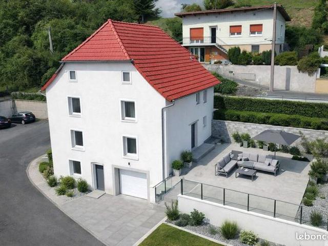 Maison 7 pièces 146 m²