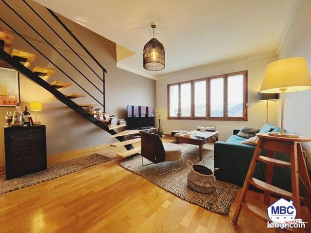 Maison 7 pièces 146 m²