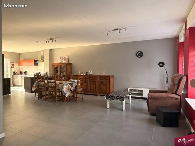 Maison 7 pièces 146 m²