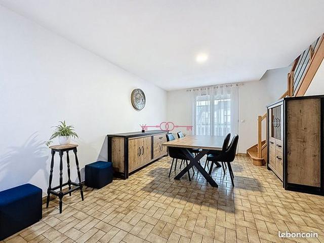 Maison 7 pièces 146 m²