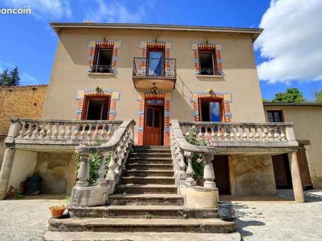 Maison 7 pièces 146 m²
