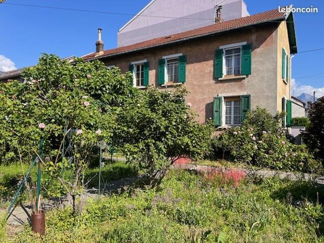 Maison 7 pièces 146 m²