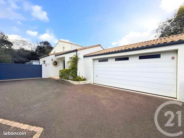 Maison 7 pièces 146 m²