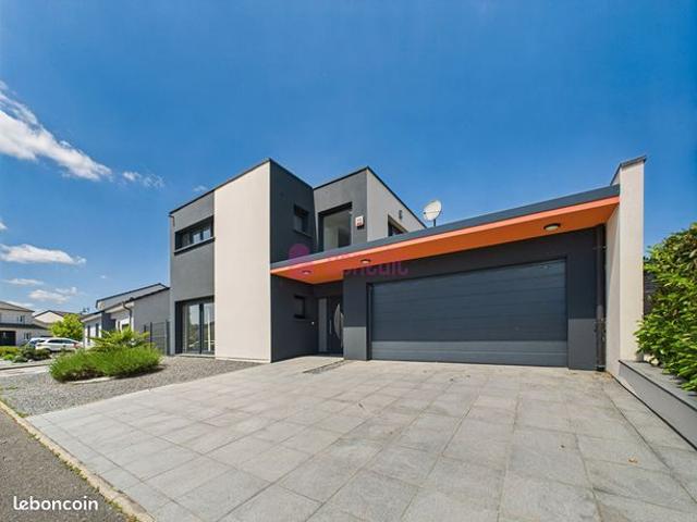 Maison 7 pièces 146 m²