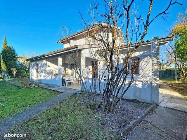 Maison 7 pièces 146 m²