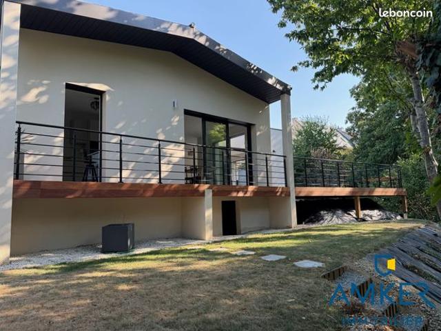 Maison 7 pièces 146 m²