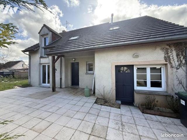 Maison 7 pièces 146 m²
