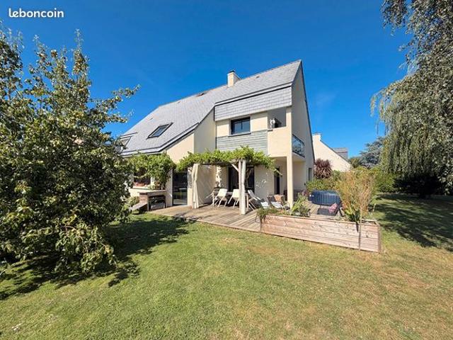 Maison 7 pièces 146 m²