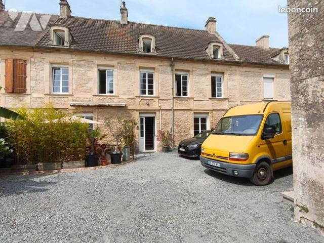 Maison 7 pièces 147 m²
