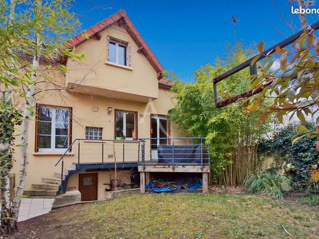 Maison 7 pièces 147 m²