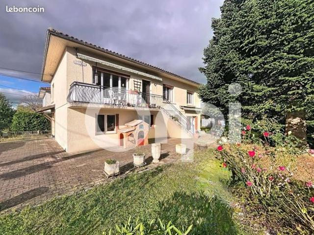 Maison 7 pièces 147 m²