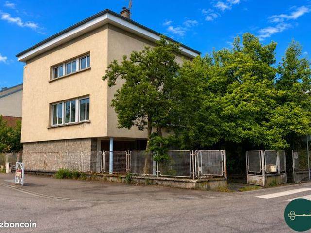 Maison 7 pièces 147 m²