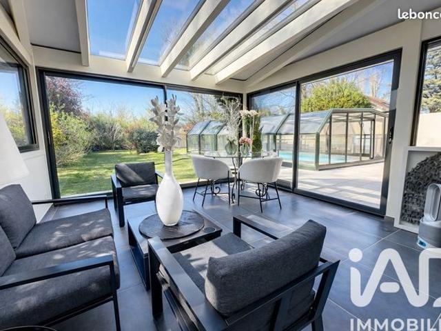 Maison 7 pièces 147 m²