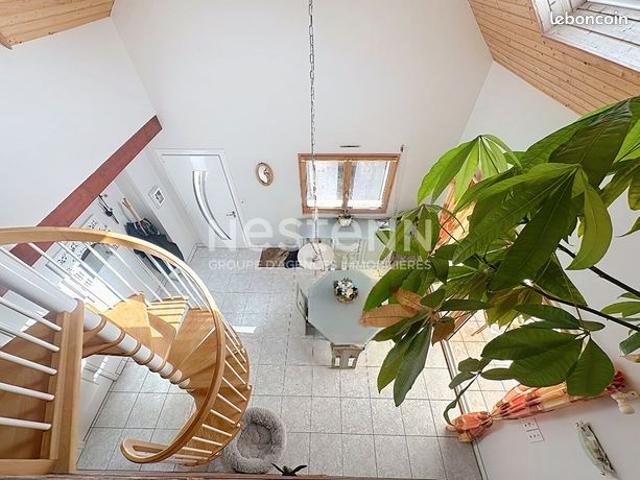 Maison 7 pièces 147 m²