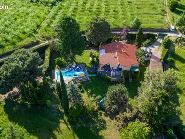 Maison 7 pièces 147 m²