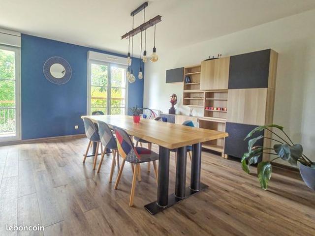 Maison 7 pièces 147 m²