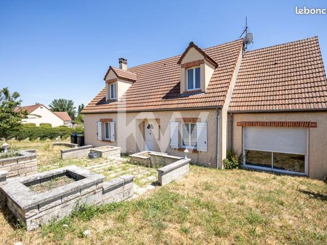 Maison 7 pièces 147 m²