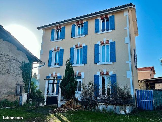 Maison 7 pièces 147 m²
