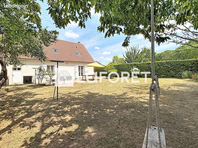 Maison 7 pièces 147 m²