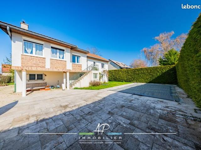 Maison 7 pièces 147 m²